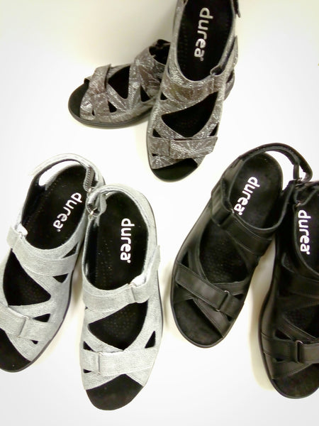 デザインと履き心地を追求したサンダル